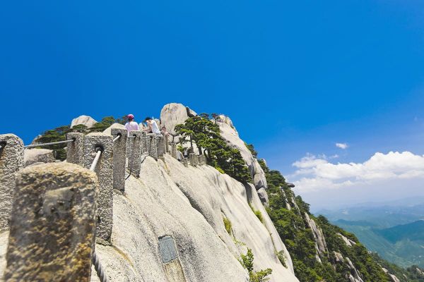 发布广告的平台免费【如何在百度上发布自己的广告】